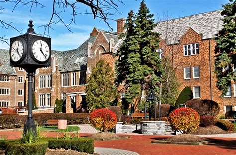 Mercyhurst university - Mercyhurst University has an acceptance rate of 86%. Half the applicants admitted to Mercyhurst College who submitted test scores have an SAT score between 1050 and …